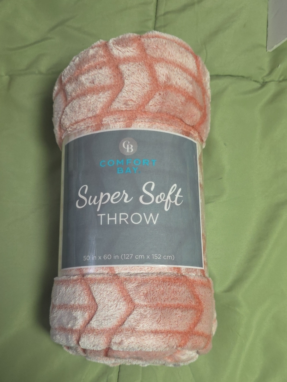Comfort Bay Chevron Plush Throw Blanket